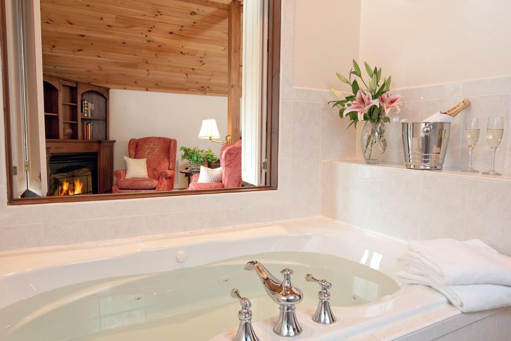 Stonecroft Country Inn Ledyard Center Chambre photo